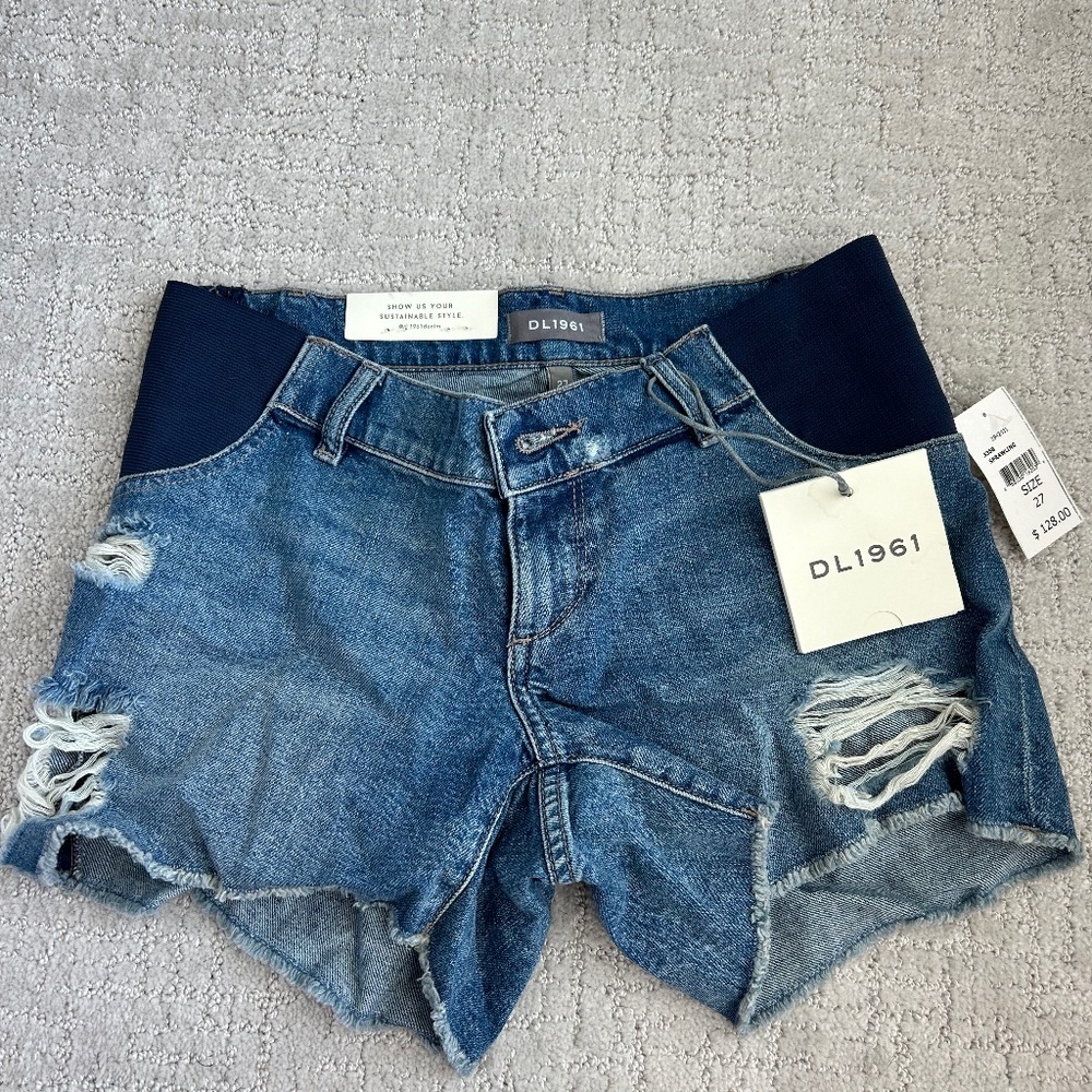NWT: DL1961 MATERNITY DENIM SHORTS